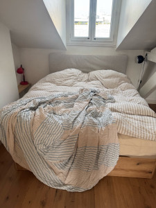 Photo de galerie - Lit avant mon travail 