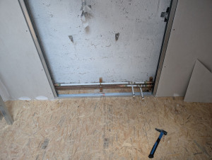 Photo de galerie - Déplacement canalisation pour futur radiateur, sertissage cuivre et multicouche.