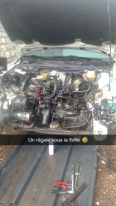 Photo de galerie - Remontage moteur après avoir fait le turbo distri embrayage joint de culasse 
