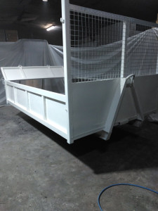 Photo de galerie - Location de benne , pour évacuation de déchets en tout genre 
