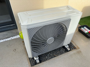 Photo de galerie - Entretien pompe à Chaleur air eau .