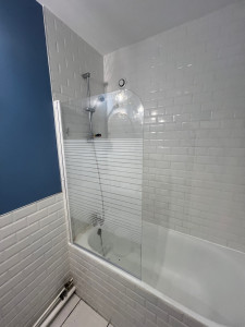 Photo de galerie - Préparation de sport et fixation et l’installation du paroi salle de bain