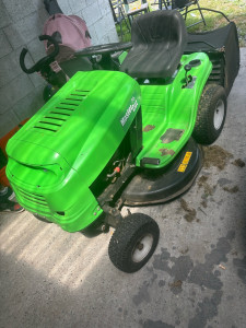 Photo de galerie - Tonte de pelouse + débroussaillage 