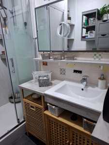 Photo de galerie - Ré aménagement d'une petite salle d'eau