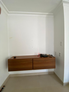 Photo de galerie - Pose murale meuble tv
