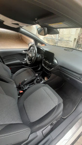 Photo de galerie - Nettoyage auto laragne monteglin 