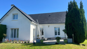 Photo de galerie - Peinture sur toiture ardoise