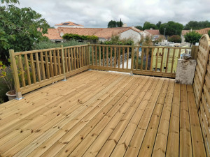 Photo de galerie - Terrasse bois et garde corps 
