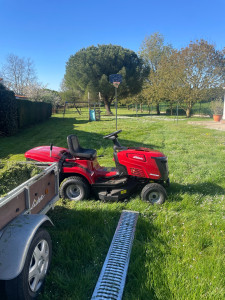 Photo de galerie - Tonte avec ramassage 