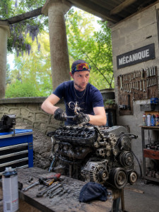 Photo de galerie - Dépose moteur pour refaire un joint de culasse 