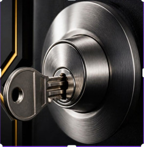 Photo de galerie - Ouverture de porte, changement de cylindre. sans dégâts prix très attractif perte de clés. Serrure. Endommagé mise en sécurité. Dépannage d'urgence serrurier. 