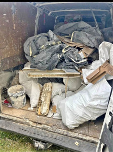 Photo de galerie - Bonjour, je suis à votre disposition pour débarrasser vos déchets, je débarrasse tous les déchets que vous avez les devis c’est gratuit