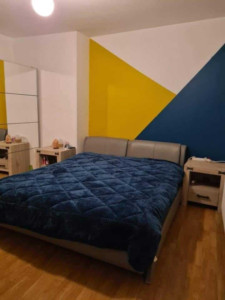 Photo de galerie - Création de murs en peinture effet triangles