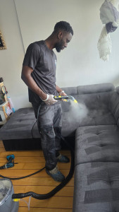 Photo de galerie - Nettoyage canapé 