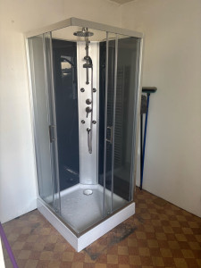Photo de galerie - Remplacement cabine de douche 