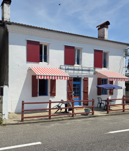 Photo de galerie - Peinture - Tapisserie