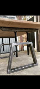 Photo de galerie - Pieds de table...