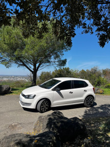 Photo de galerie - Je possède une Polo V afin de proposer de l’aide aux personnes ayant besoin d’un véhicule 