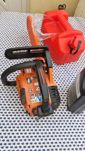 Photo de galerie - Tronçonneuse