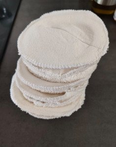 Photo de galerie - Réalisation de coussinets d'allaitement en (coton/bambou) 