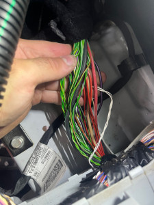 Photo de galerie - Recherche panne faisceau électrique PSA