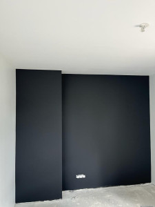 Photo de galerie - Peinture mur noir