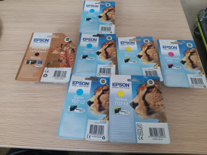 Photo de galerie - Don de cartouches récupérées car imprimante non réparable.