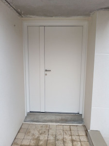 Photo de galerie - Pose d'une porte Belem en rénovation 
 