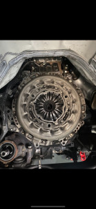 Photo de galerie - Remplacement de volant moteur et embrayage 