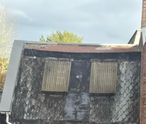 Photo de galerie - Avant rénovation complète de toiture panneau sandwich ( bac acier isolé)