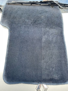 Photo de galerie - Nettoyage tapis moquette ( avant / après )
