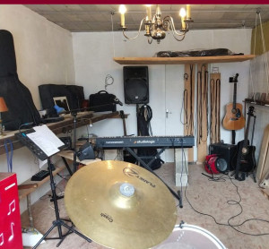 Photo de galerie - Local répétition équipé ??