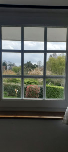 Photo de galerie - Remise au propre d'une fenêtre ( vitre + encadrement )
