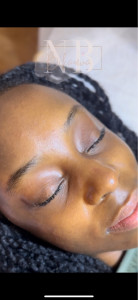 Photo de galerie - Extension de cils - Pose classique effet naturel.