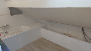 Photo de galerie - Cloisons isolations
Enduits peintures
Électricité 
Carrelage