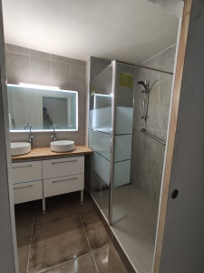 Photo de galerie - Nous sommes à votre service pour tous vos travaux de rénovation de A à Z.