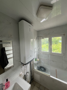 Photo de galerie - Installation d’un chauffe-eau plat 