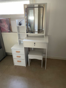 Photo de galerie - Coiffeuse 