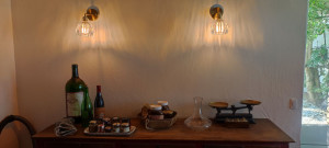 Photo de galerie - Appliques LEDs couleur chaude buffet cuisine 