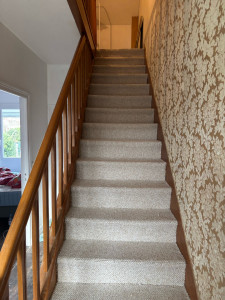 Photo de galerie - Pose de sol dans un escalier 