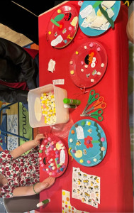 Photo de galerie - Atelier fête des mère avec les enfant 