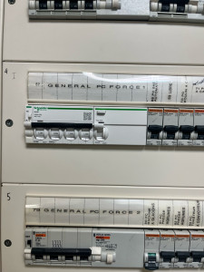 Photo de galerie - Dépanneur pro et installation électrique 