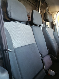 Photo de galerie - Petit intérieur Kangoo nettoyage 