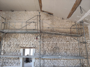 Photo de galerie - Début des travaux de restauration total en pierre 