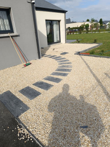 Photo de galerie - Faire une petite terrasse et nettoyage jardin