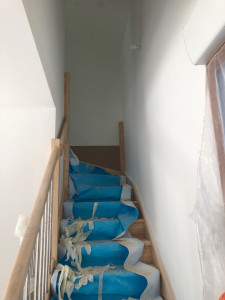 Photo de galerie - Appartement complet ponçage  sous couche impression mur.    2 couche. de velour mur   2 couche mat au plafond 