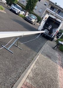 Photo de galerie - Fabrication d’une Gouttière sur-mesure en alu sans raccord