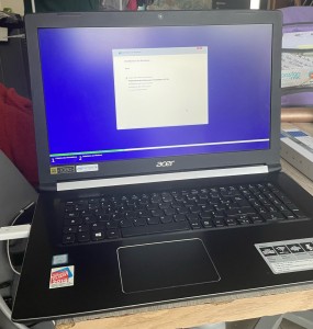 Photo de galerie - Remplacement du disque dur par un ssd et installation de Windows 10 