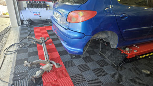 Photo de galerie - Remplacement train arrière (reconditionné) Peugeot 206