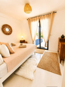 Photo de galerie - Remise en état et home staging en vue d'apporter+ de locations saisonnières au propriétaire.